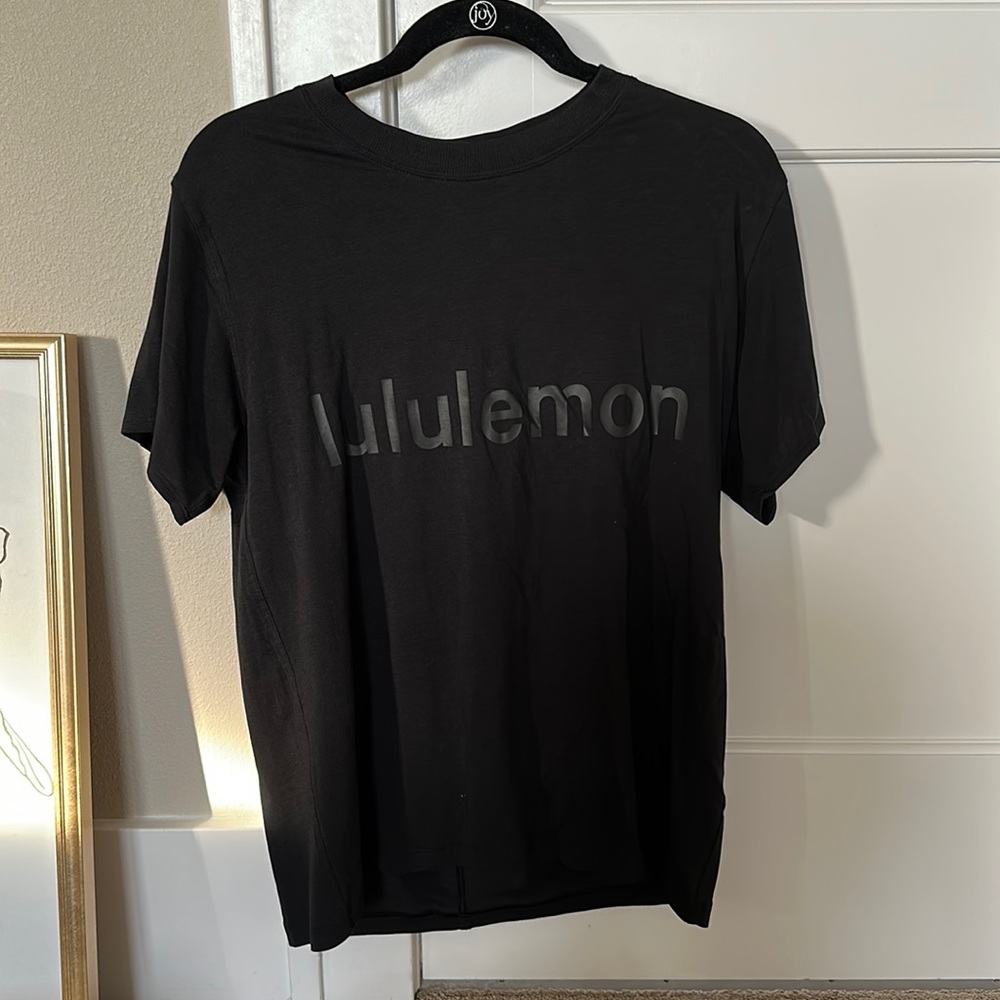 Lululemon logo All Yours Tee